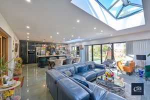 Photo 11- click for photo gallery